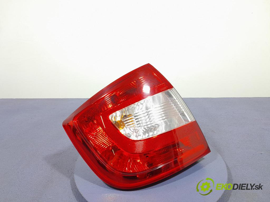 Skoda Rapid 2016 světlo Zad: levá Mimo: