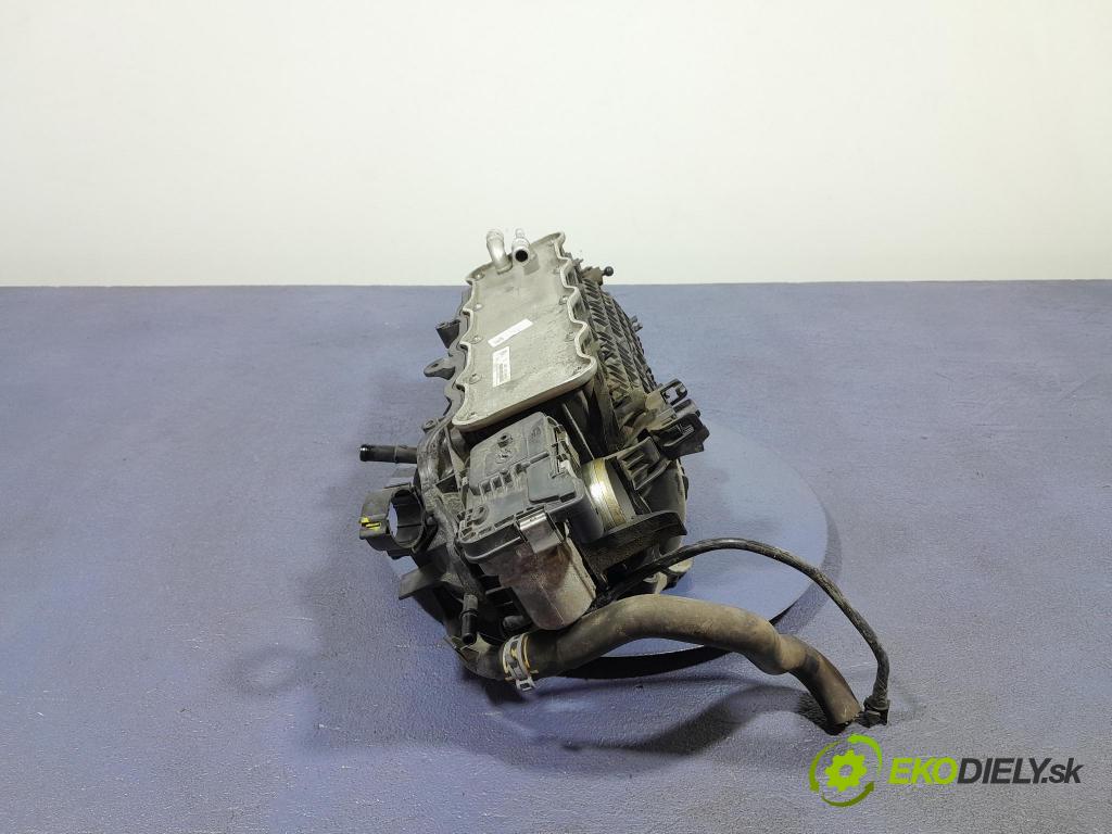 Skoda Rapid 2016 potrubí Sání: 04E129711J