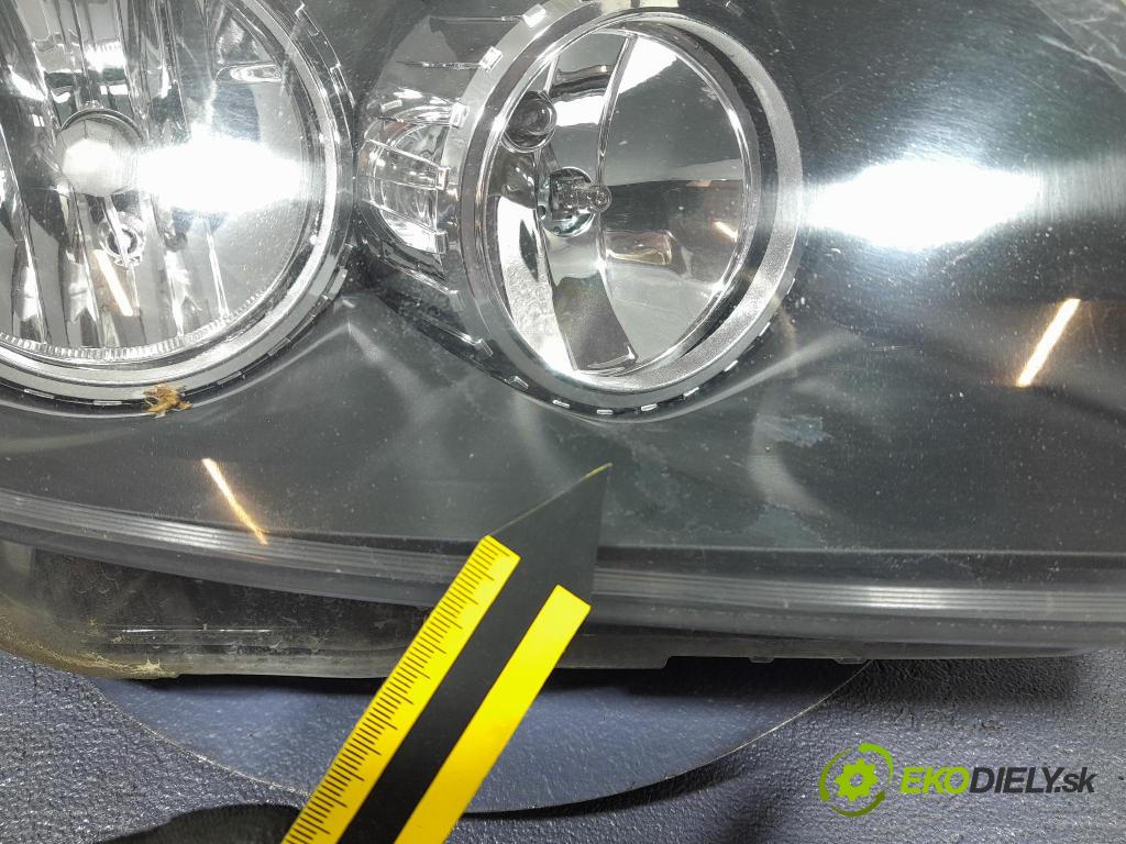 Opel Astra 2007 světlo v pravo: