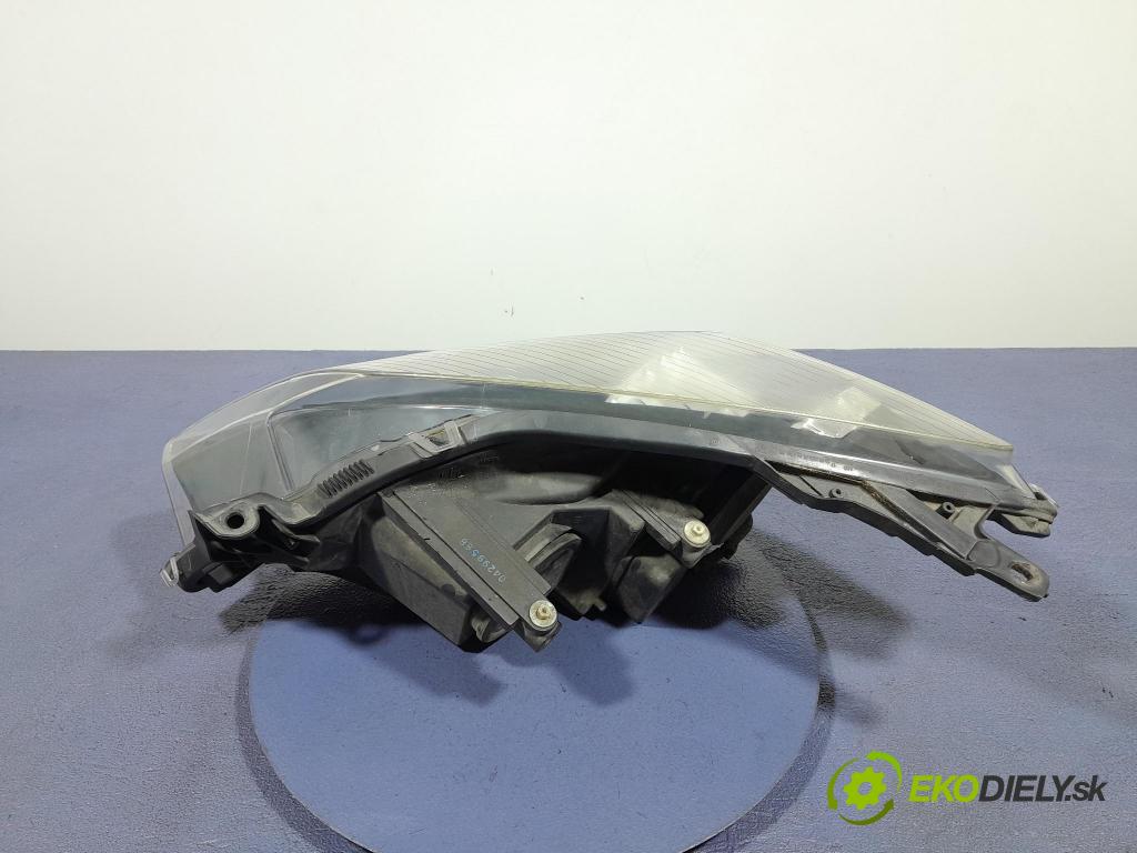 Opel Astra 2007 světlo v pravo: