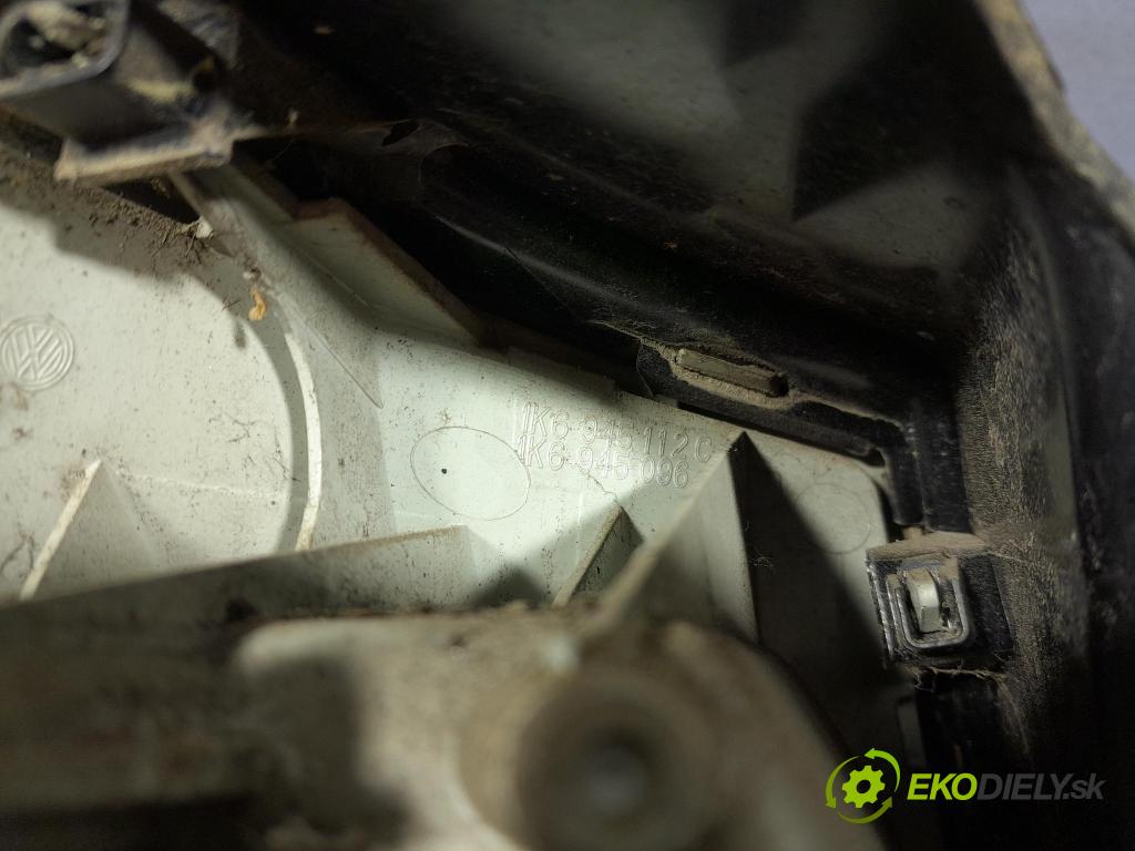 Vw Golf 2005 svetlo / reflektor zad Prava: Vonkajsia: 1K6945112C