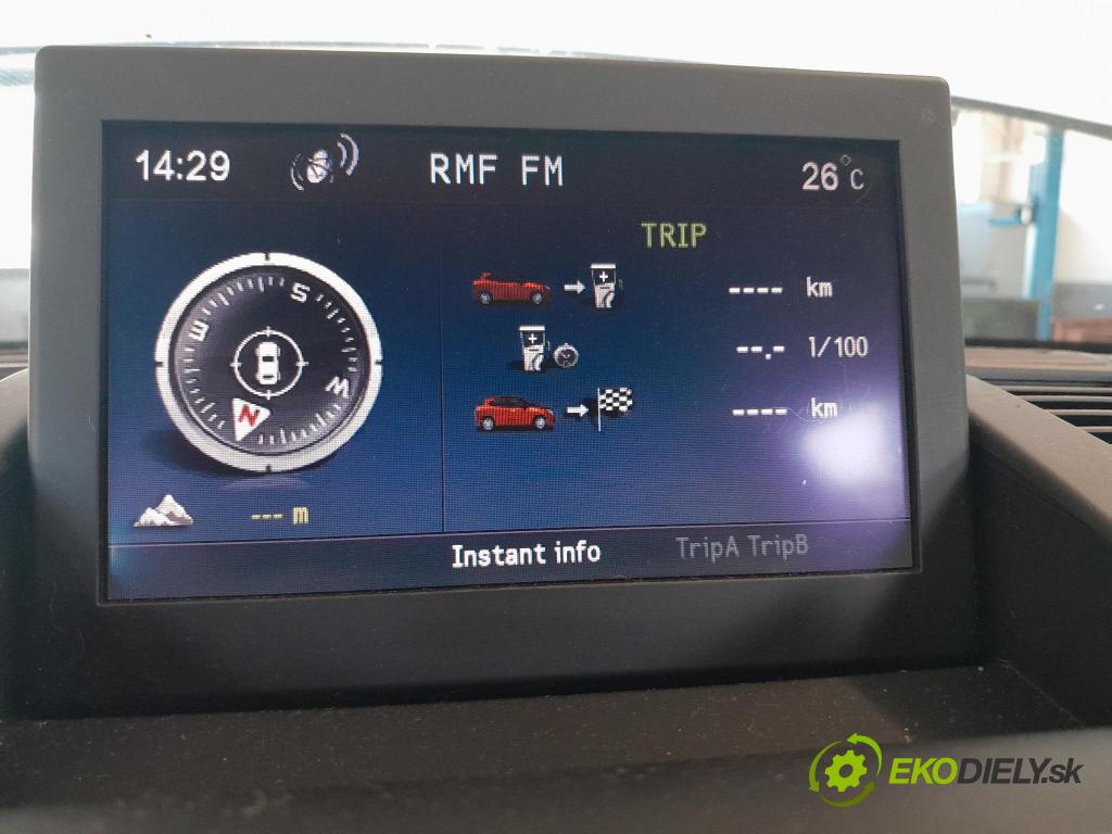 Alfa romeo Giulietta 2011 displej Radio / GPS 015609136800