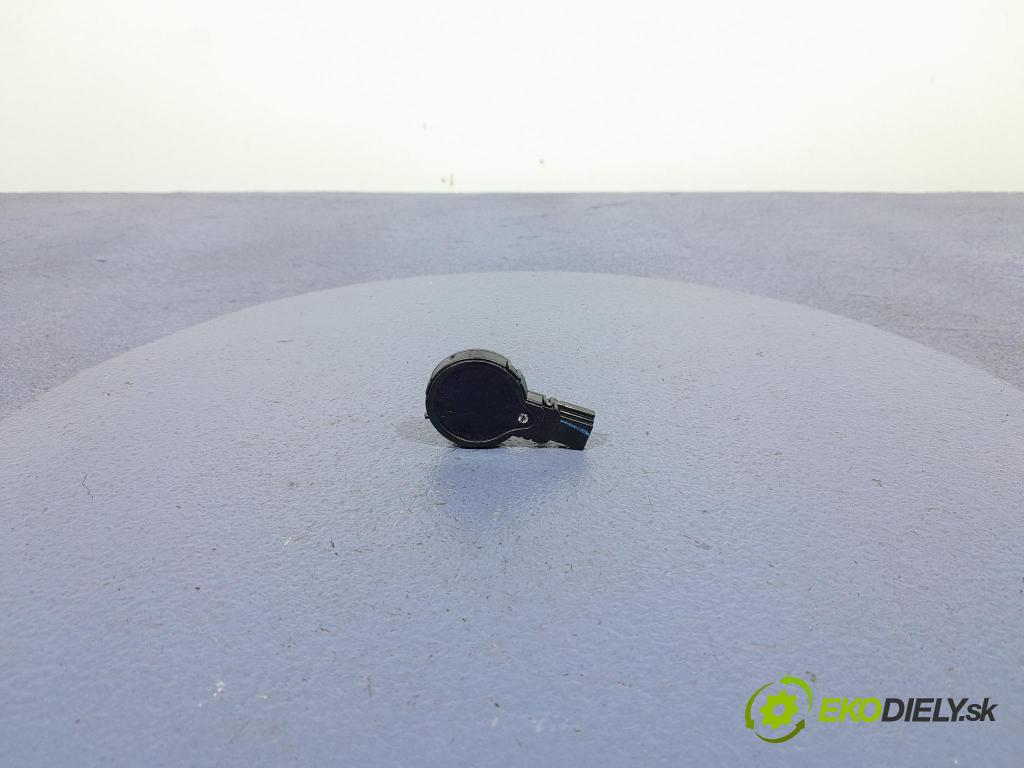 Alfa romeo Giulietta 2011 snímač Déšť / Soumrak 50508457