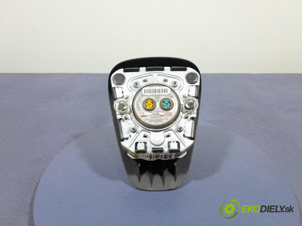 Opel Insignia 2010 Airbag: Řidiči: x 13270401