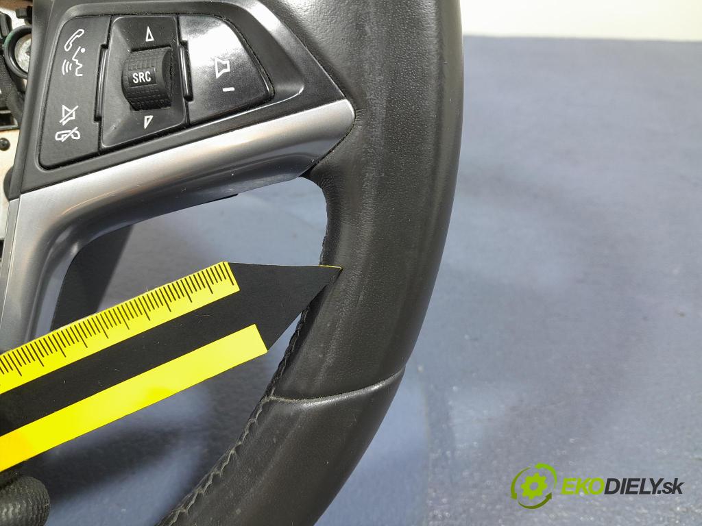 Opel Insignia 2010 volant 13316547