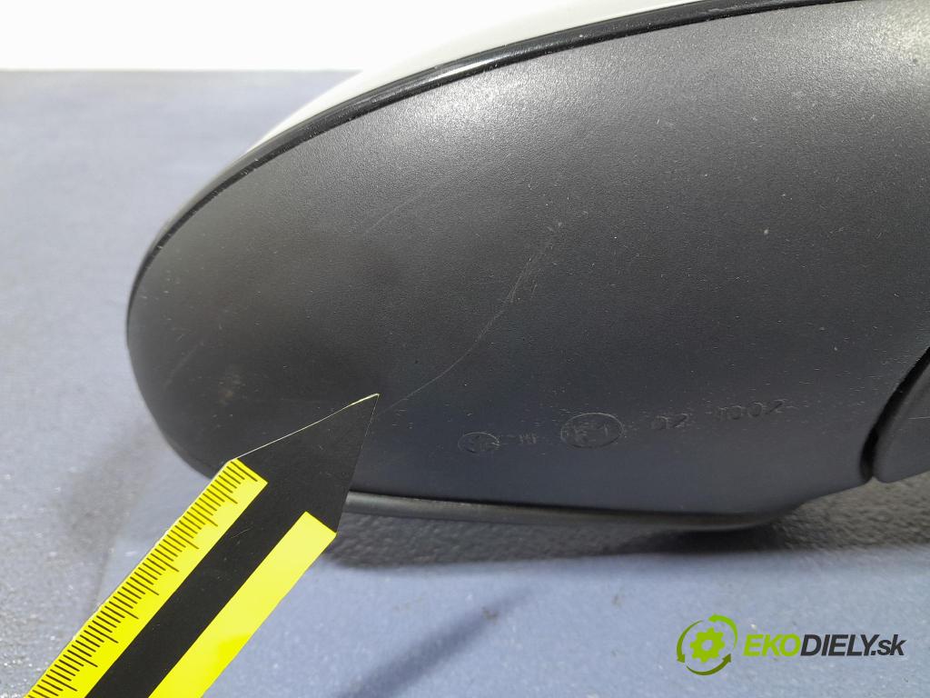Opel Insignia 2010 zpětné zrcátko prave 13320193