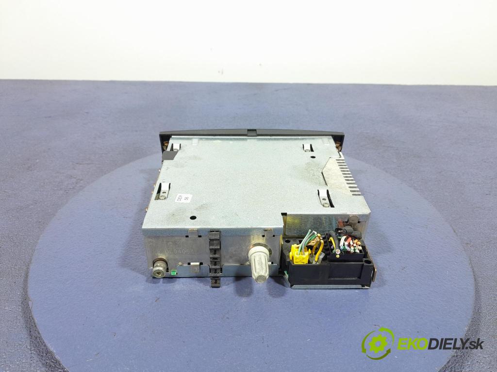 Renault Scenic 2008 Radio I Navigácia: 8200607918T