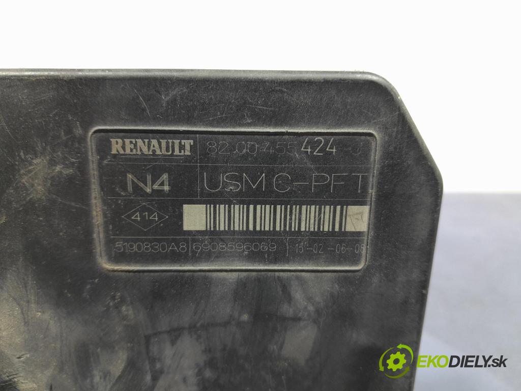 Renault Scenic 2008 skříňka Pojistky 8200455424
