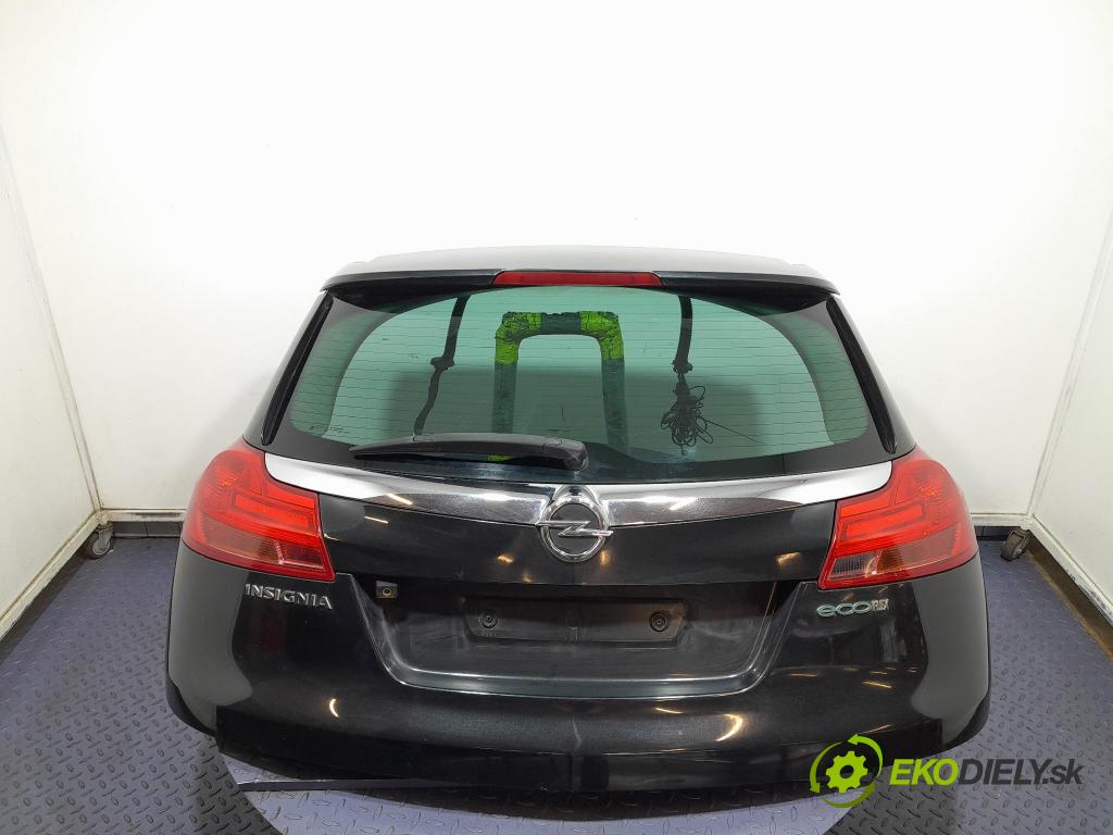 Opel Insignia 2010 zadní dveře kufra: kufr