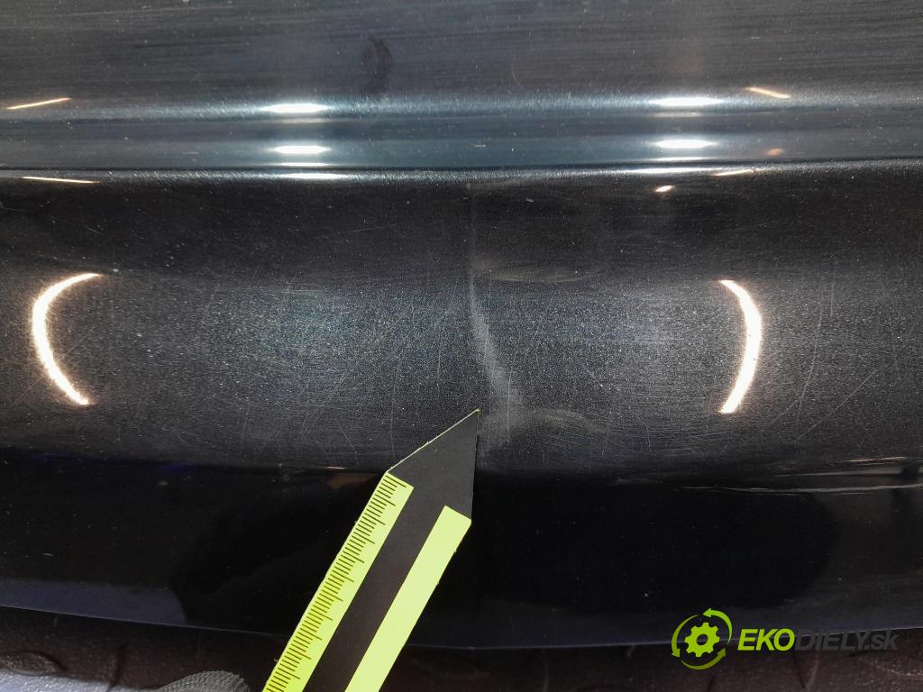 Opel Insignia 2010 zadní dveře kufra: kufr