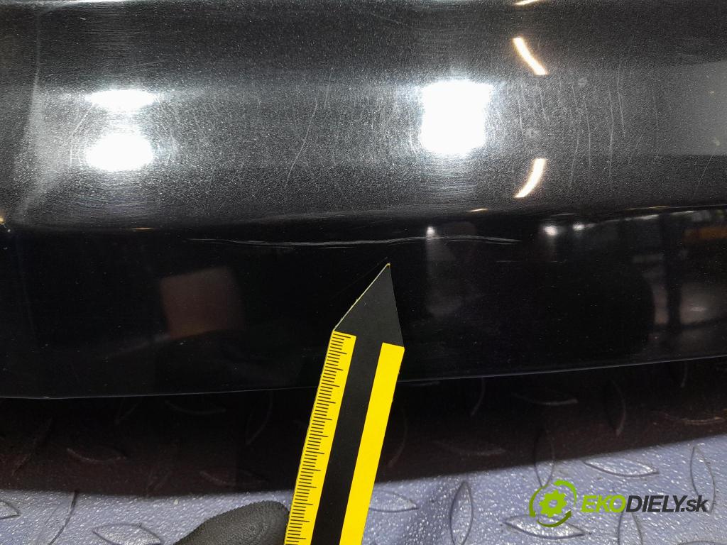 Opel Insignia 2010 zadní dveře kufra: kufr