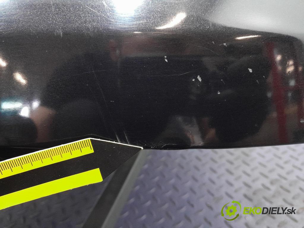 Opel Insignia 2010 zadní dveře kufra: kufr