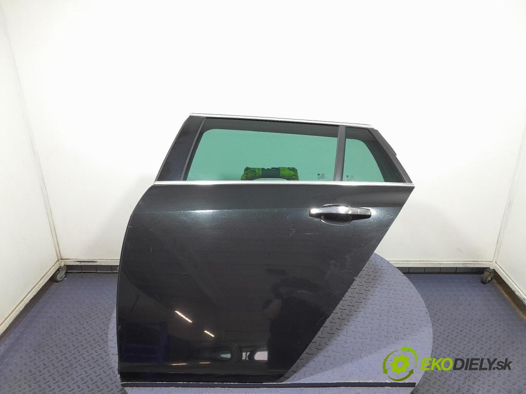 Opel Insignia 2010 dvere zad Vľavo: