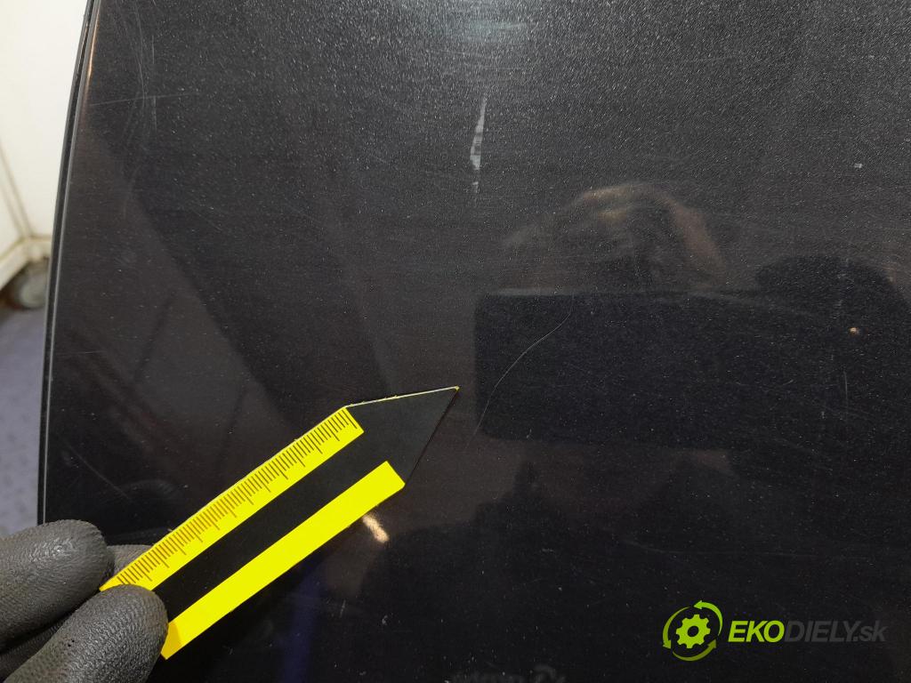 Opel Insignia 2010 dvere zad Vľavo: