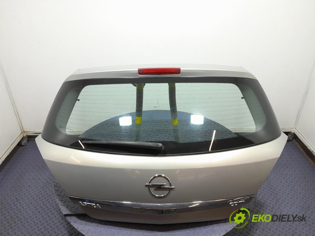 Opel Astra 2007 zadní dveře kufra: kufr
