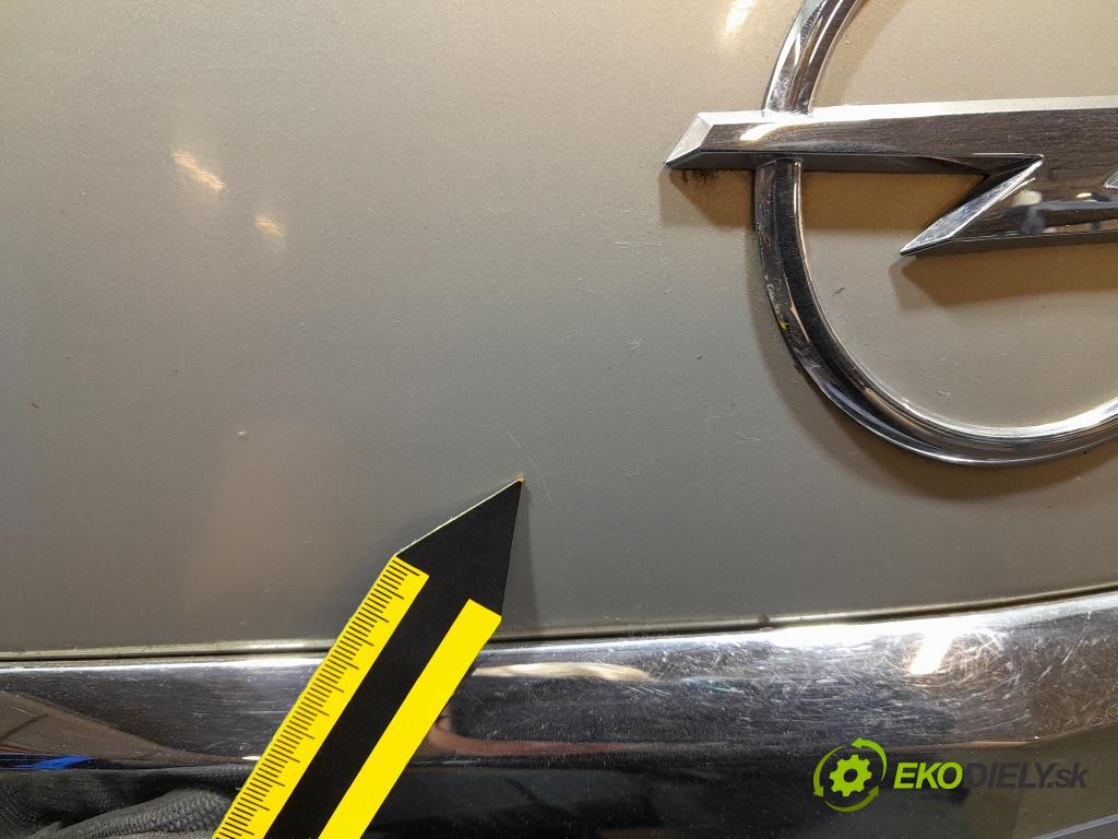 Opel Astra 2007 zadní dveře kufra: kufr