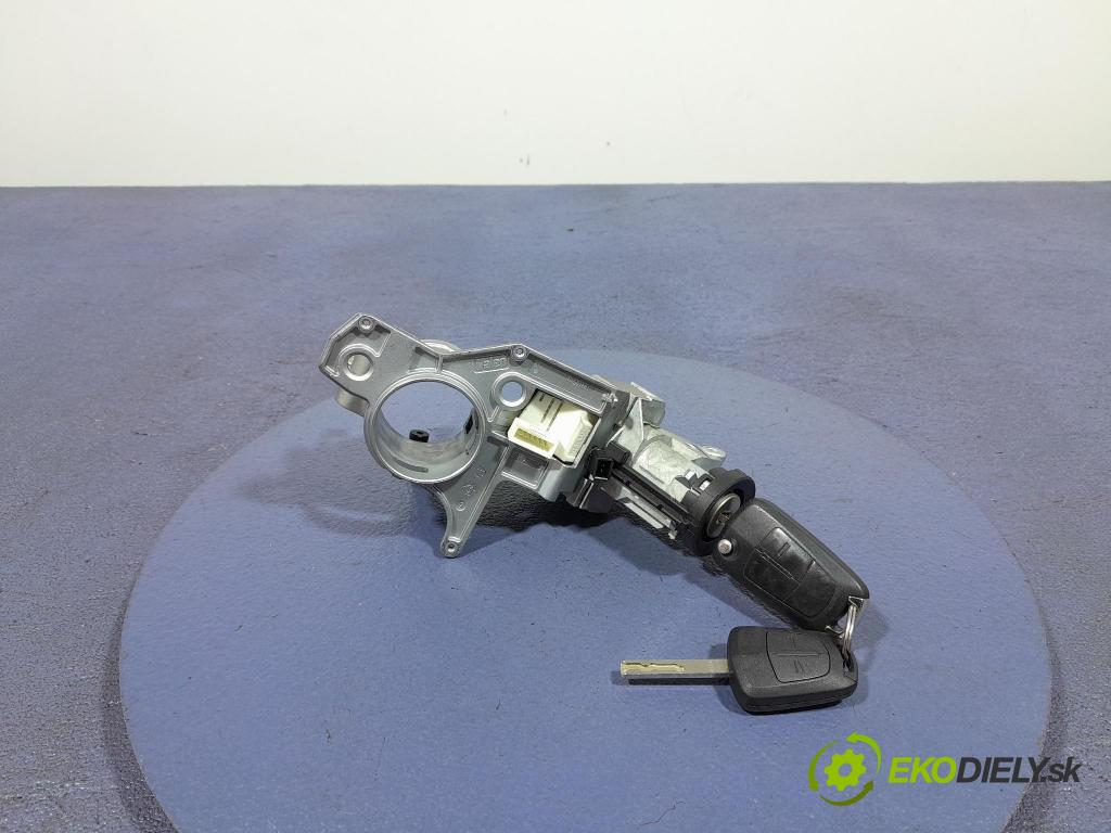 Opel Astra 2006 Spínač zapaľovania: N0501881