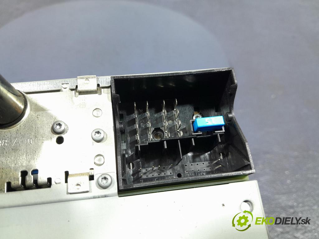 Opel Astra 2006 Radio I Navigácia: 13190856