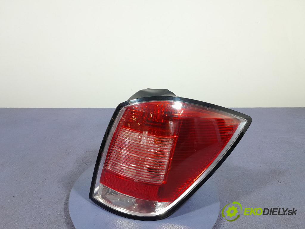 Opel Astra 2006 svetlo / reflektor zad Prava: Vonkajsia: 13223674