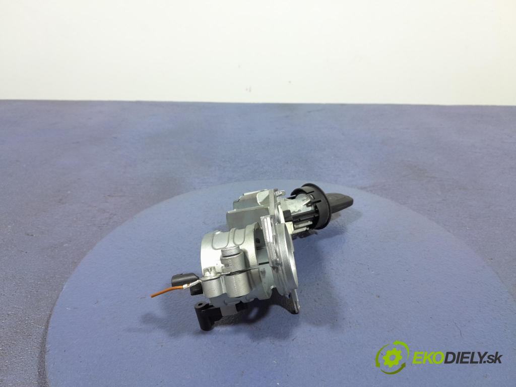 Opel Astra 2007 Spínač zapalování. N0501881
