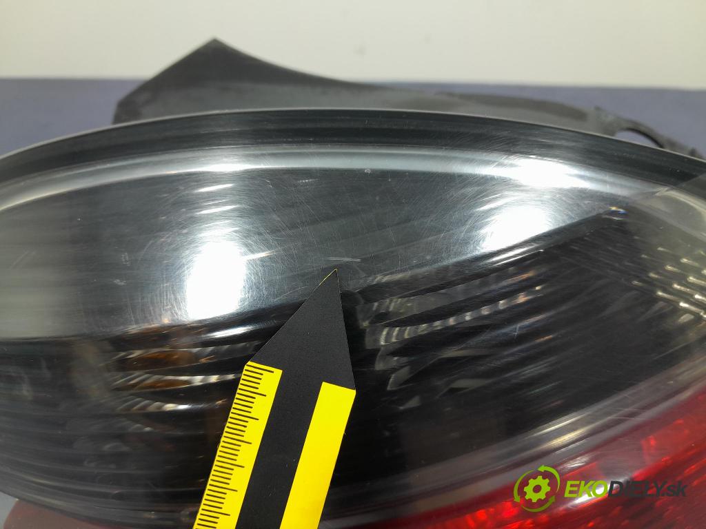 Opel Astra 2007 svetlo / reflektor zad ľavá Vonkajsia: 13222324