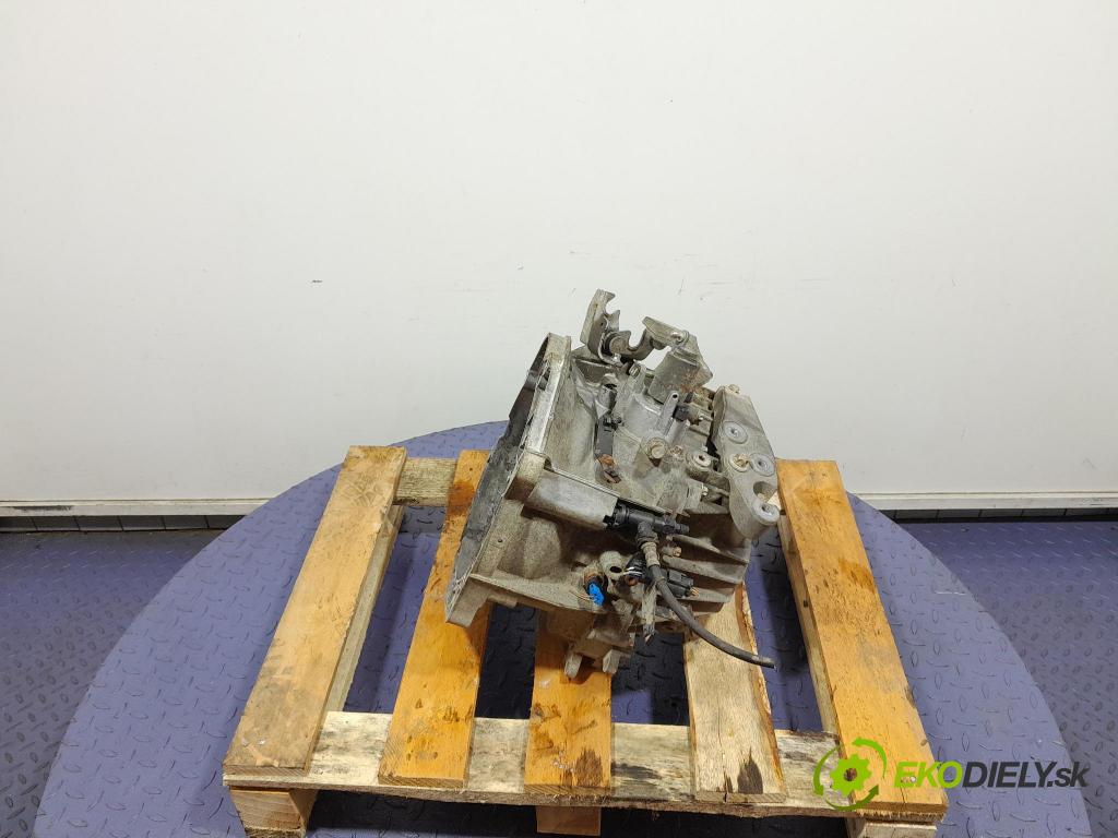 Opel Astra 2007 převodovka Ozubené kola: Manualna 55192042