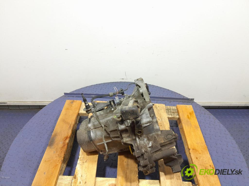 Peugeot 307 2001 prevodovka Manualna 20CN20