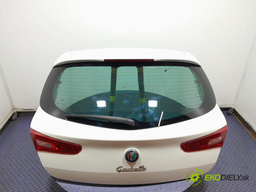 Alfa romeo Giulietta 2013 zadní dveře kufra: kufr
