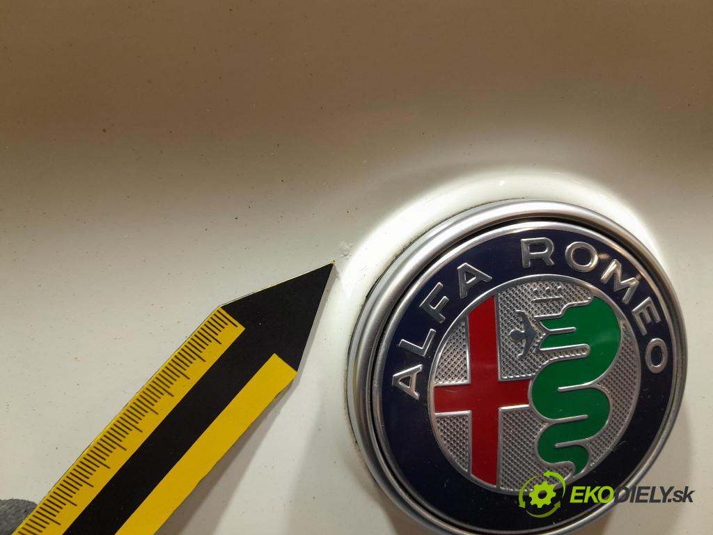 Alfa romeo Giulietta 2013 zadní dveře kufra: kufr
