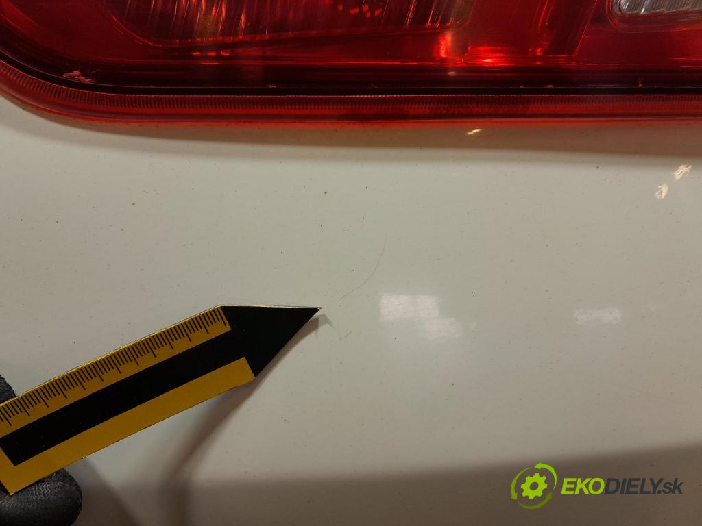 Alfa romeo Giulietta 2013 zadní dveře kufra: kufr
