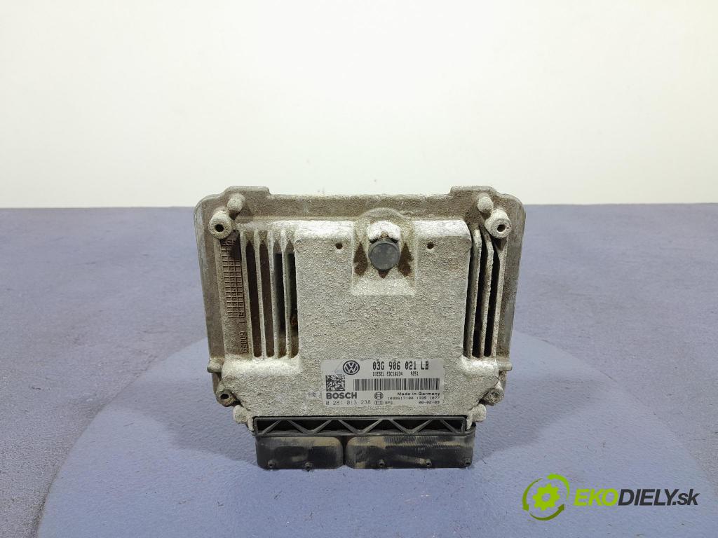 Skoda Octavia 2008 riadiaca jednotka Motor: 03G906021LB