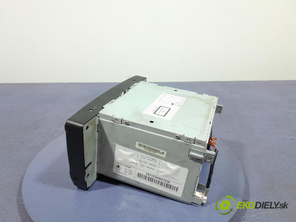 Skoda Octavia 2008 Radio I Navigácia: 1Z0035161C