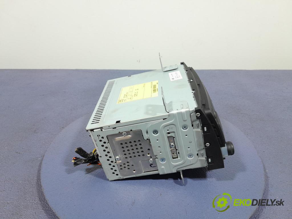 Hyundai I30 2011 Radio I Navigácia: 96160-2L200