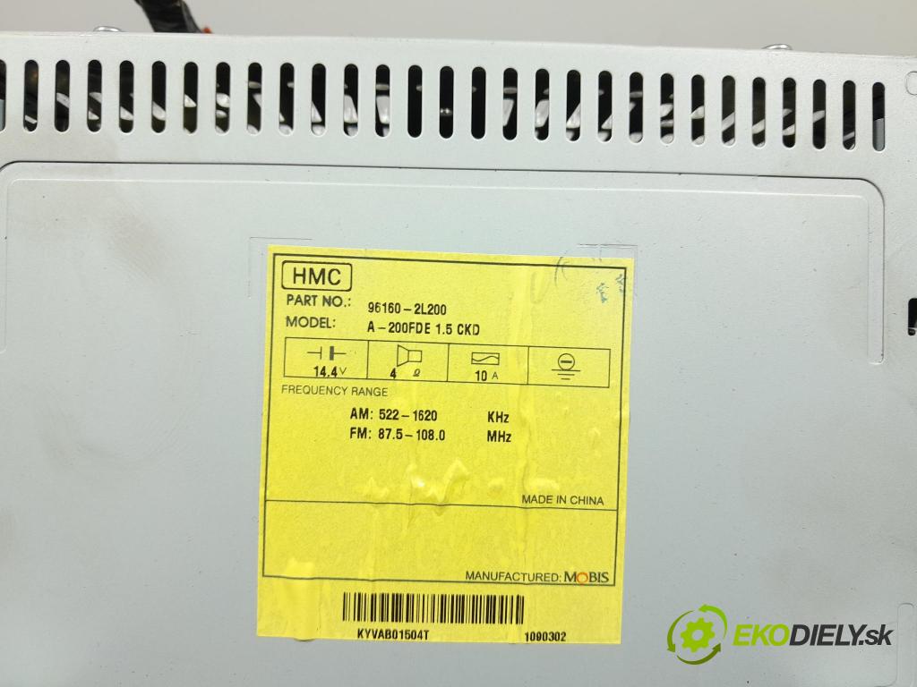 Hyundai I30 2011 Radio I Navigácia: 96160-2L200