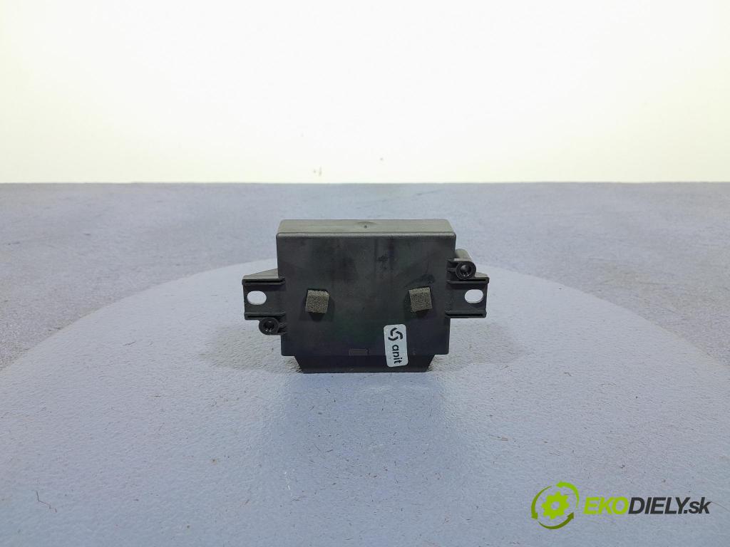 Vw Passat 2009 řídící jednotka 3C8919475A