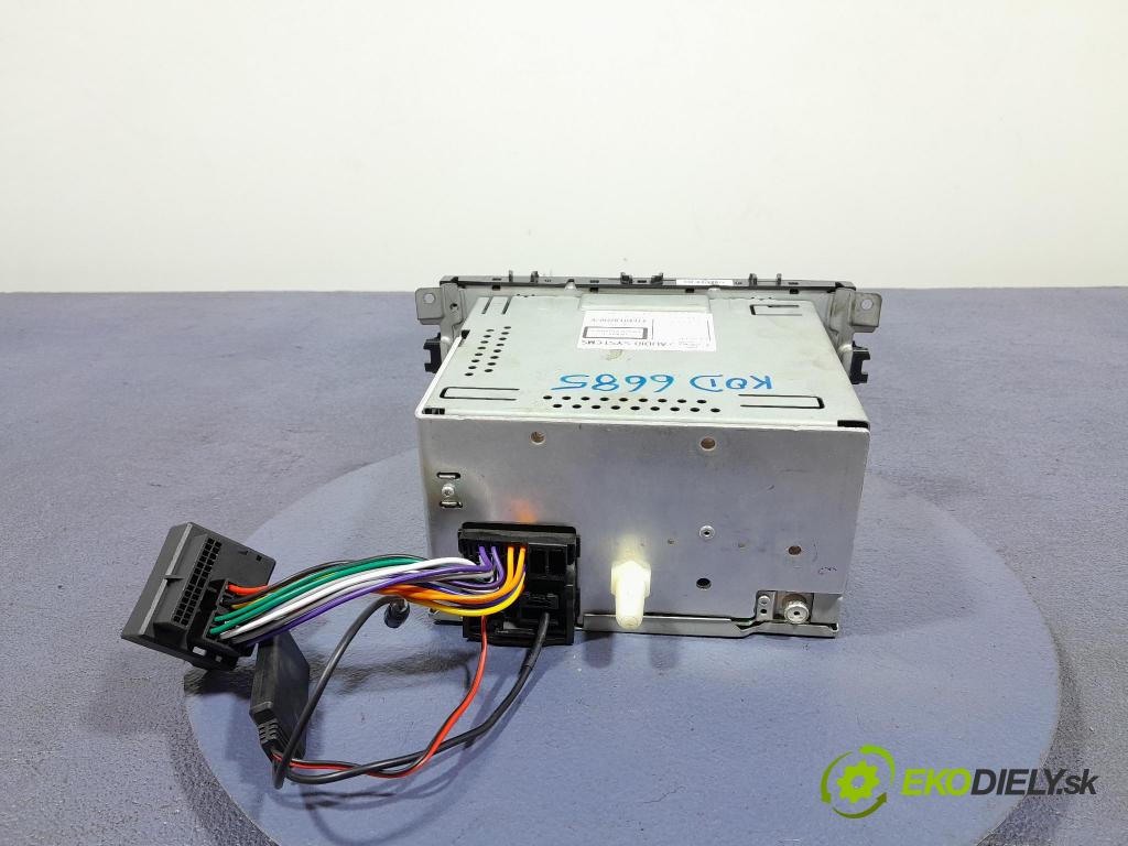 Ford Focus 2006 Radio I Navigácia: 8M5T-18C815-AA