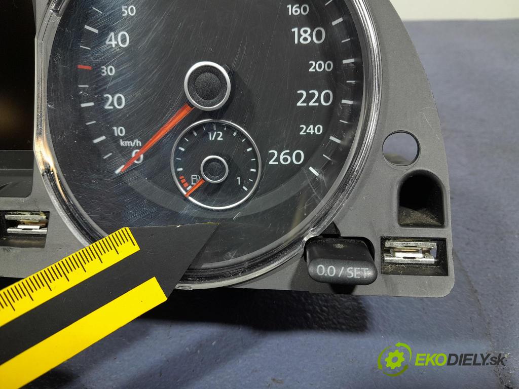 Vw Passat 2009 prístrojovka/ budíky 3C0920871T