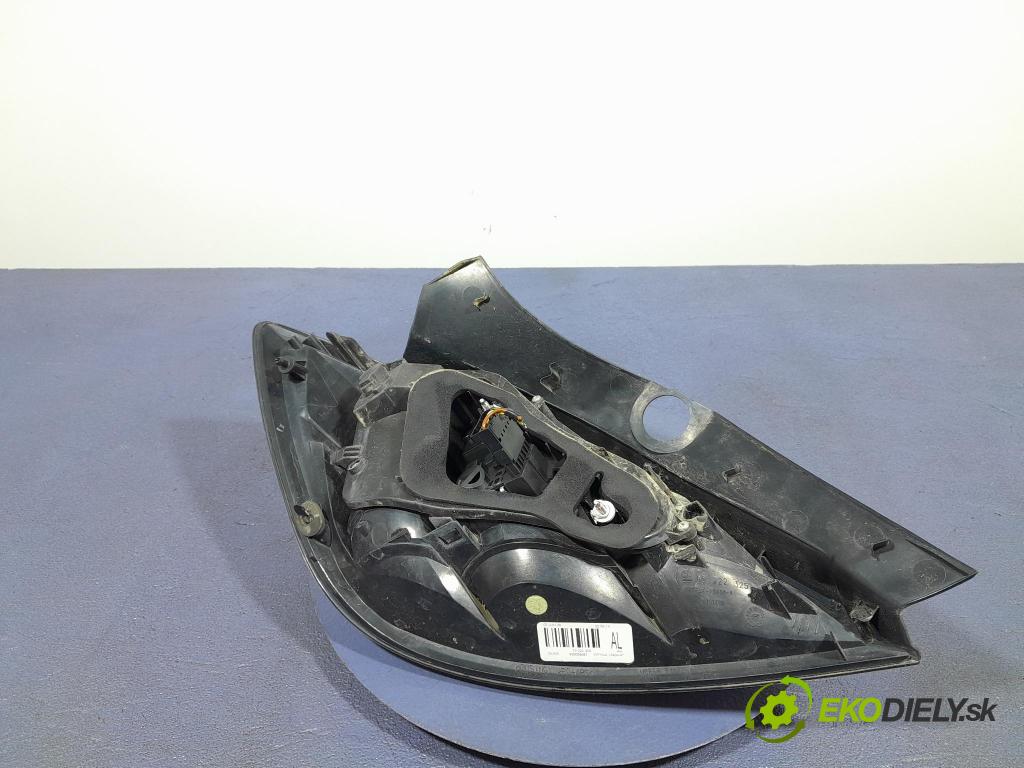 Opel Astra 2007 světlo Zad: Práva: Mimo: 13222325