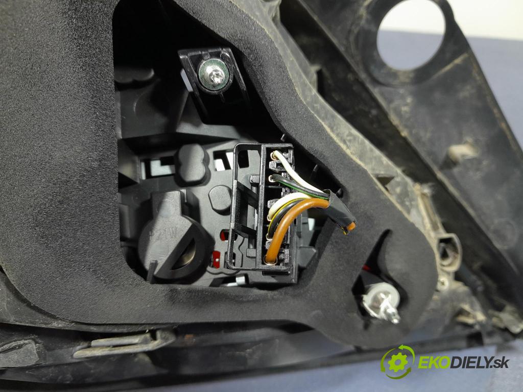 Opel Astra 2007 svetlo / reflektor zad Prava: Vonkajsia: 13222325