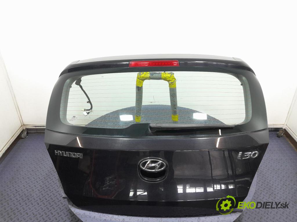 Hyundai I30 2011 zadní dveře kufra: kufr