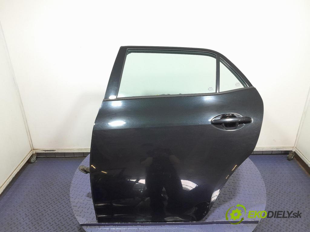 Toyota Auris 2009 dvere zad Vľavo: