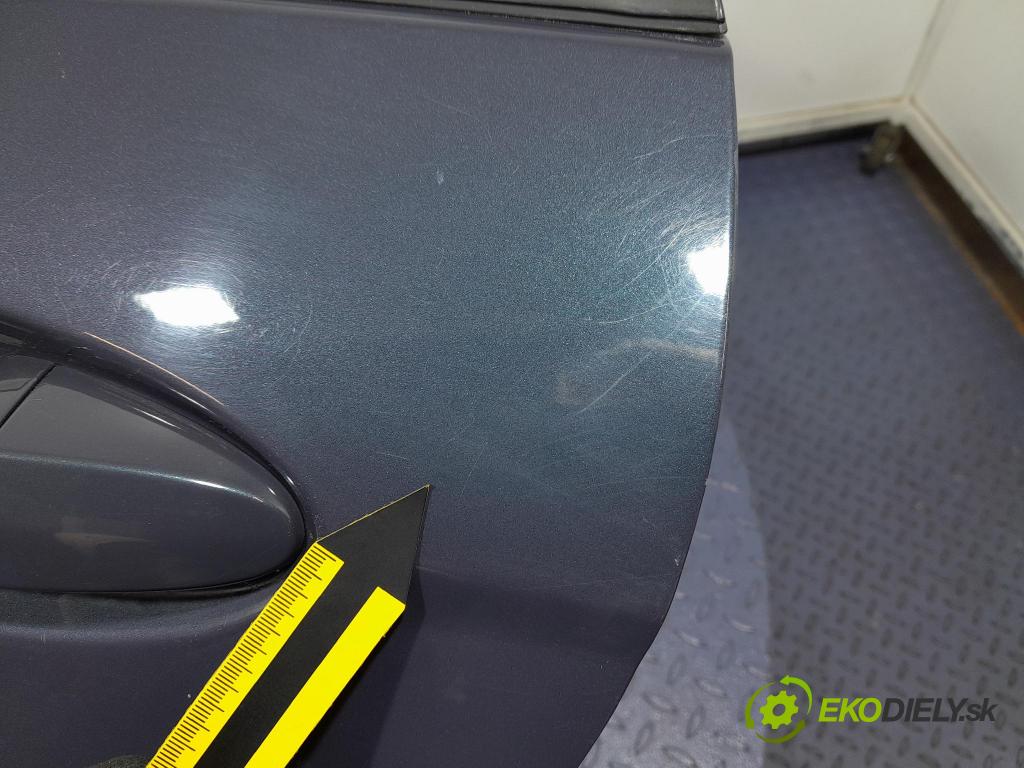Ford Fiesta 2011 dvere zad Vľavo: