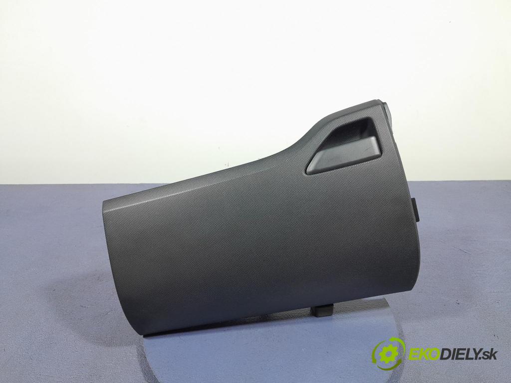 Toyota Auris 2009 kastlík 55437-02020