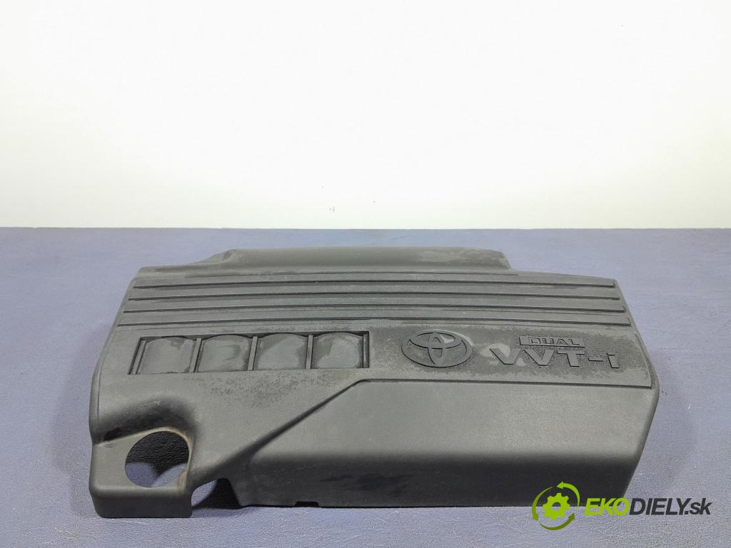 Toyota Auris 2009 kryt Motor: 12611-0Y020