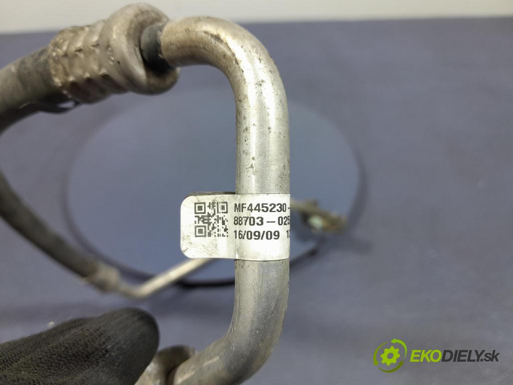 Toyota Auris 2009 rúrka Klimatizácia: 88703-02580