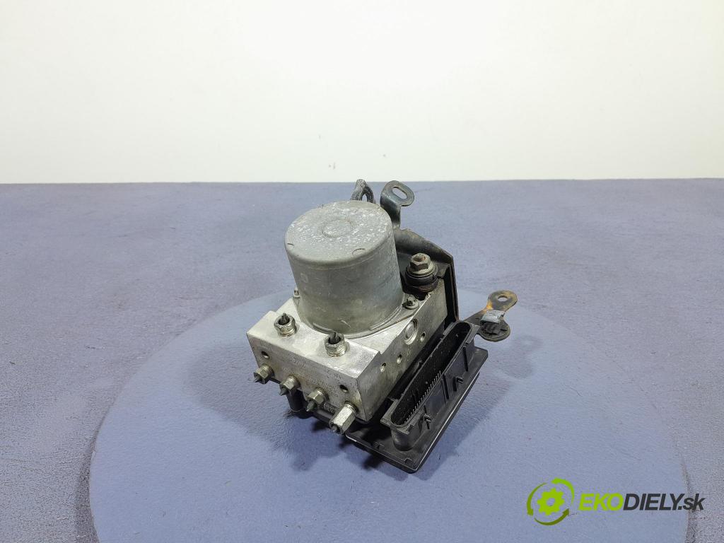 Toyota Auris 2009 čerpadlo ABS x 44540-02180