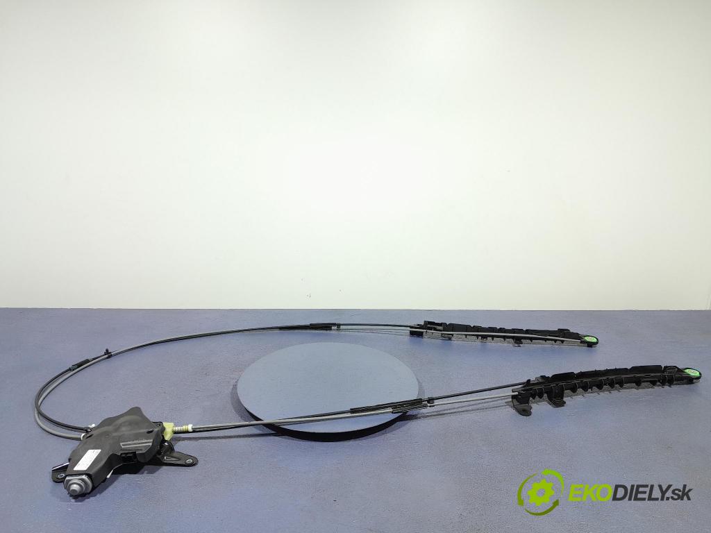Audi A6 2016 roleta 4G9863560A