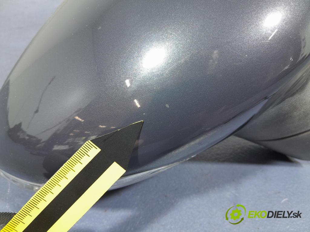 Ford Fiesta 2011 zpětné zrcátko prave