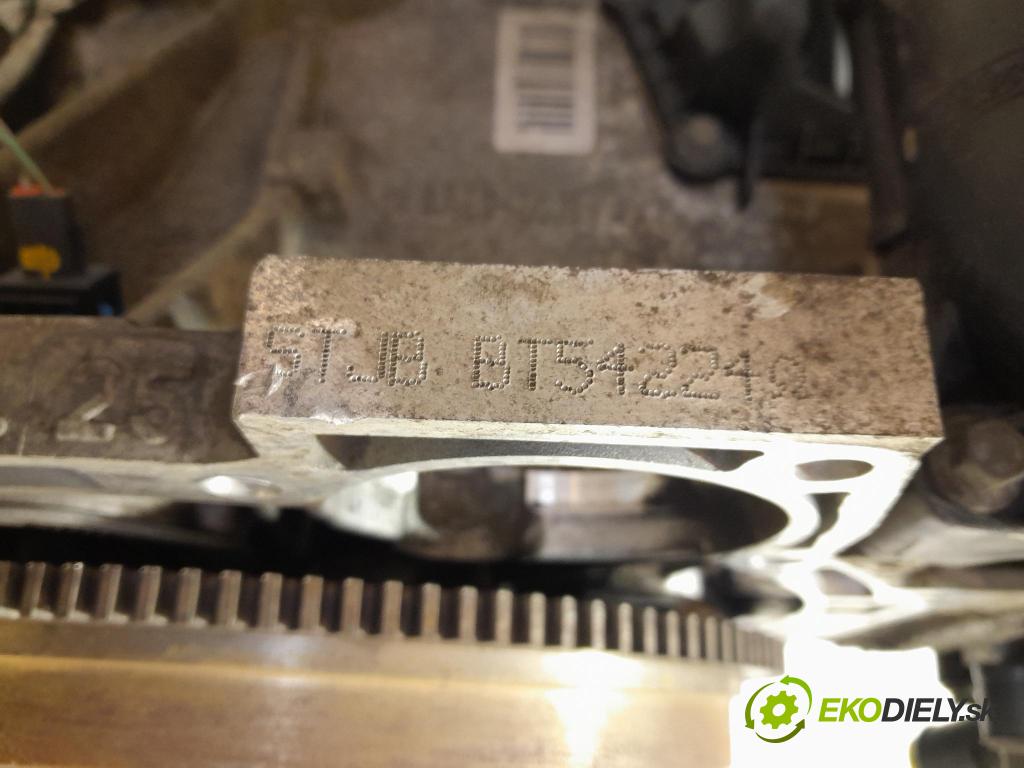 Ford Fiesta 2011 motor Benzín STJB