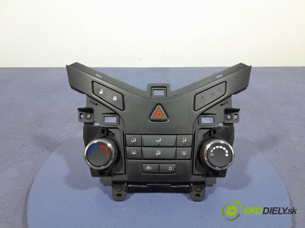 Chevrolet Cruze 2013 prepínač Klimatizácia: Prúd vzduchu: 3862078